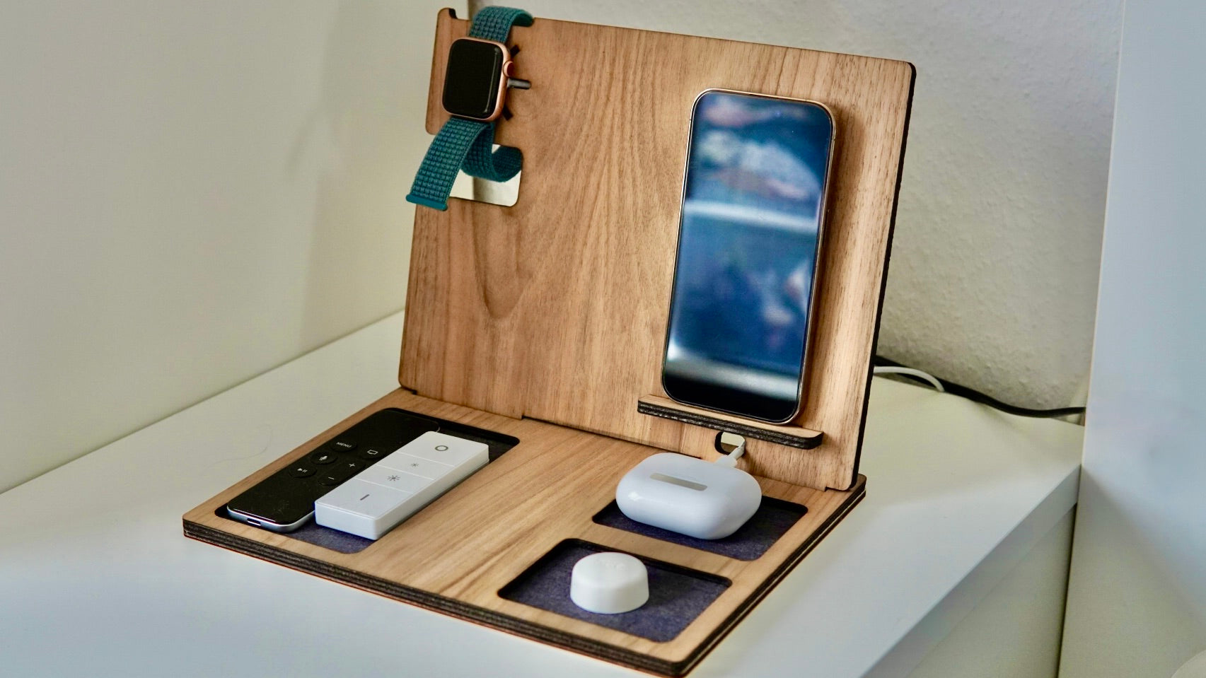 Build your own mobile phone charging station out of wood ➡️ Mr Beam  Tutorial – Mr Beam Lasers