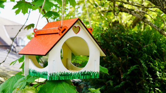 Vogelhaus basteln mit Kindern