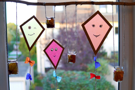 Make hanging autumn decorations for the window