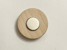 Cargar imagen en el visor de la galería, Mr Beam Lienzo redondo de madera en blanco, hecho a mano con imán de neodimio, (paquete de 4)

